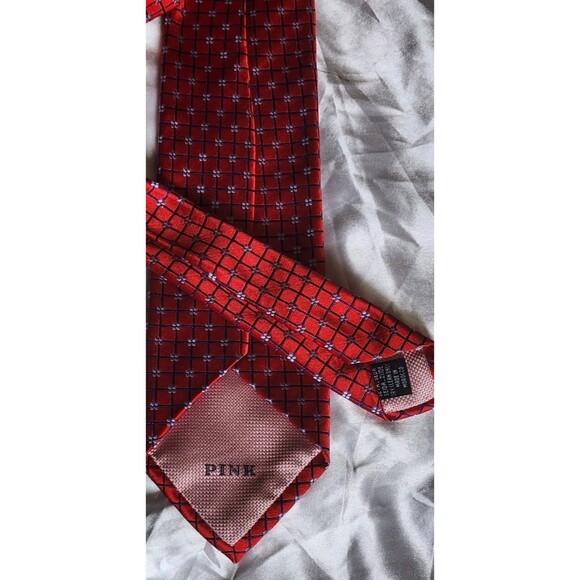 Thomas Pink Red Pattern Tie  3.5" / 60" Made in Morocco Classy - Picture 3 of 3